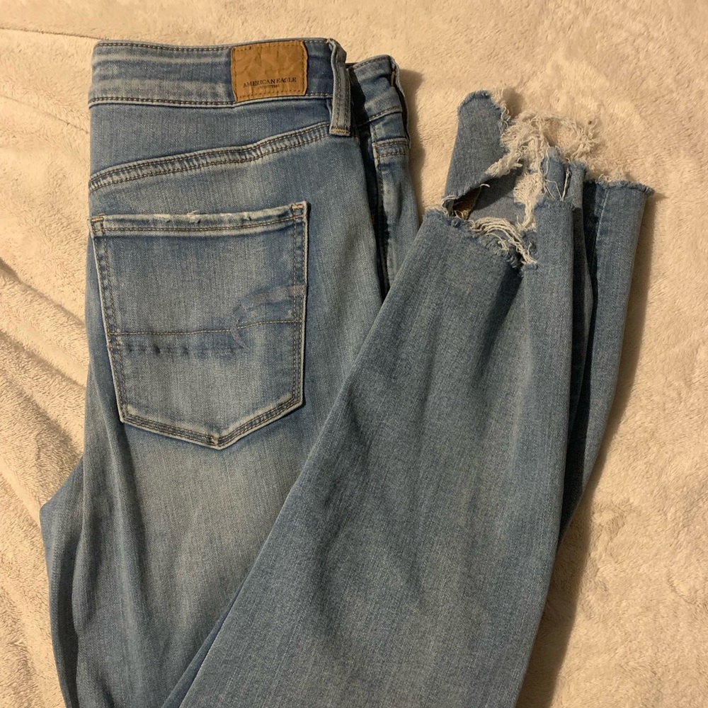 American eagle ripped jeans